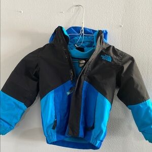 The North Face Kids Jacket - Black and Blue